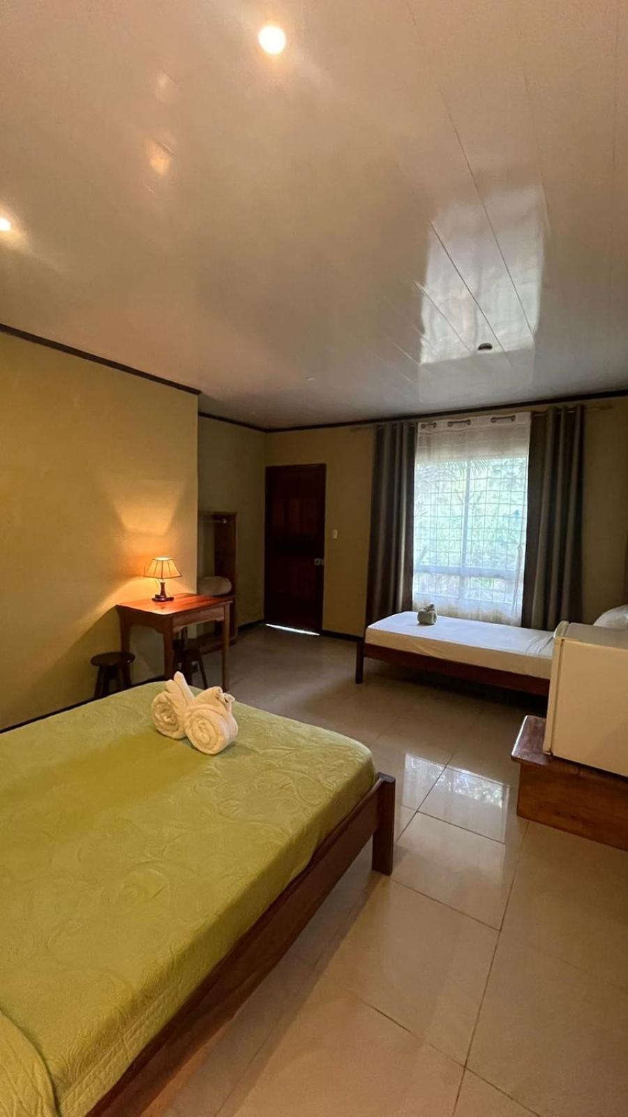Cabinas Villa Drake Drakes Bay Extérieur photo